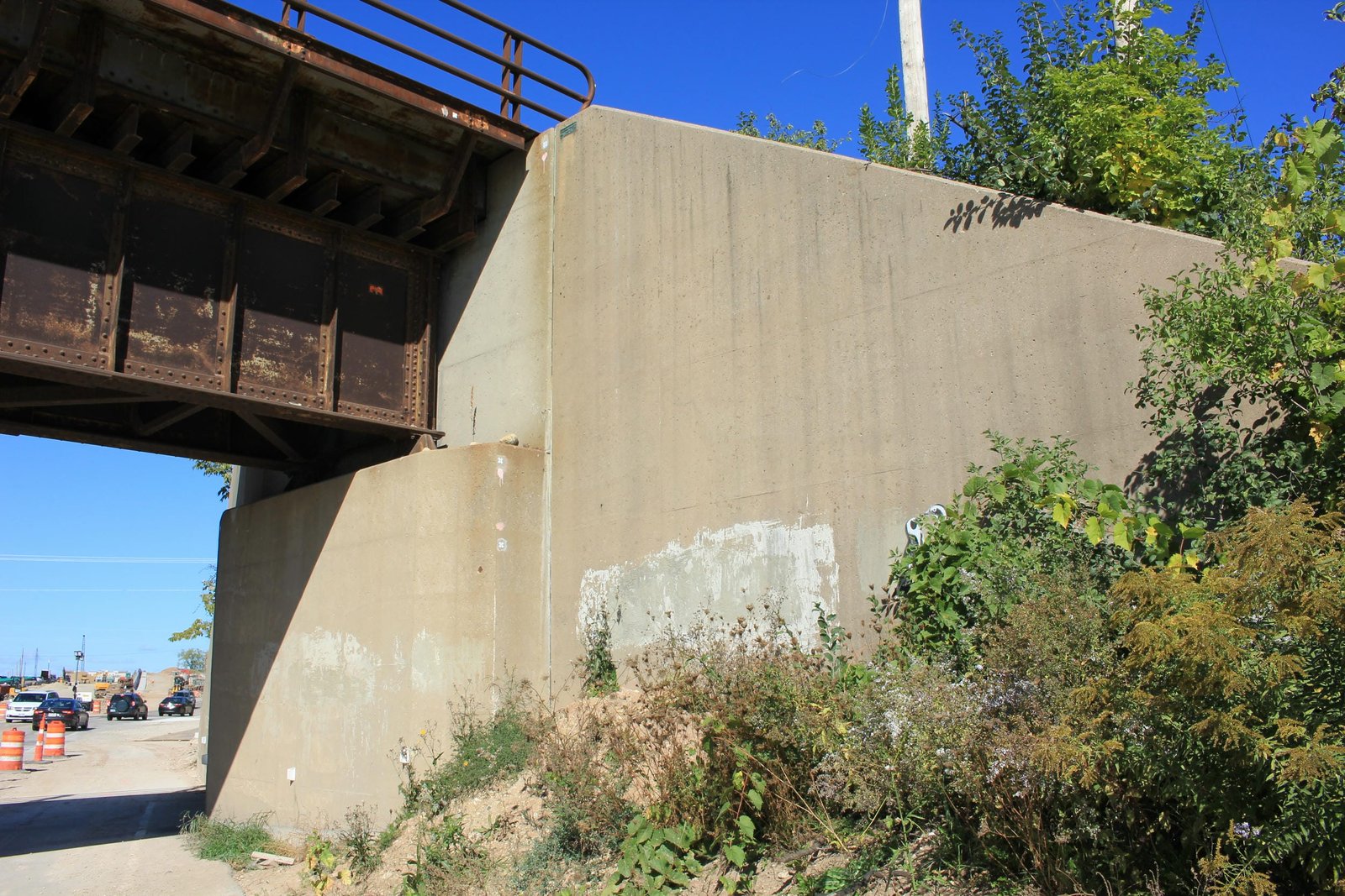 East abutment